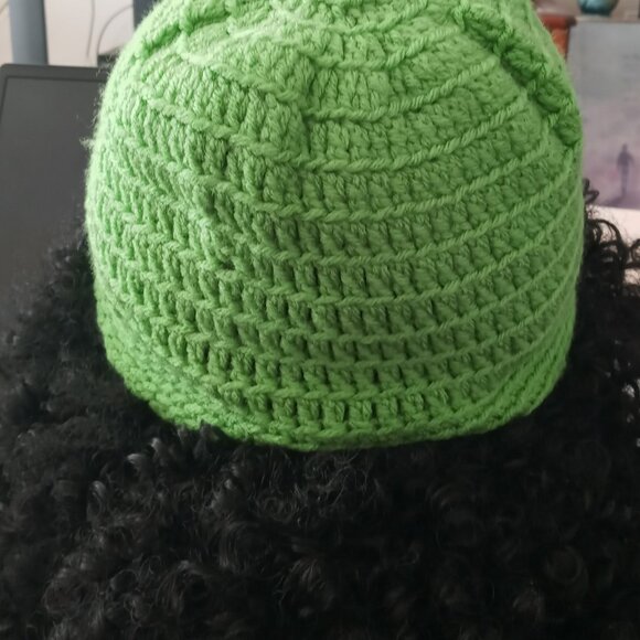 BEENIE & NECK SCARF - Picture 3 of 3